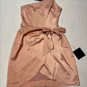 Lulu's One-Shoulder Dress in Soft Pink